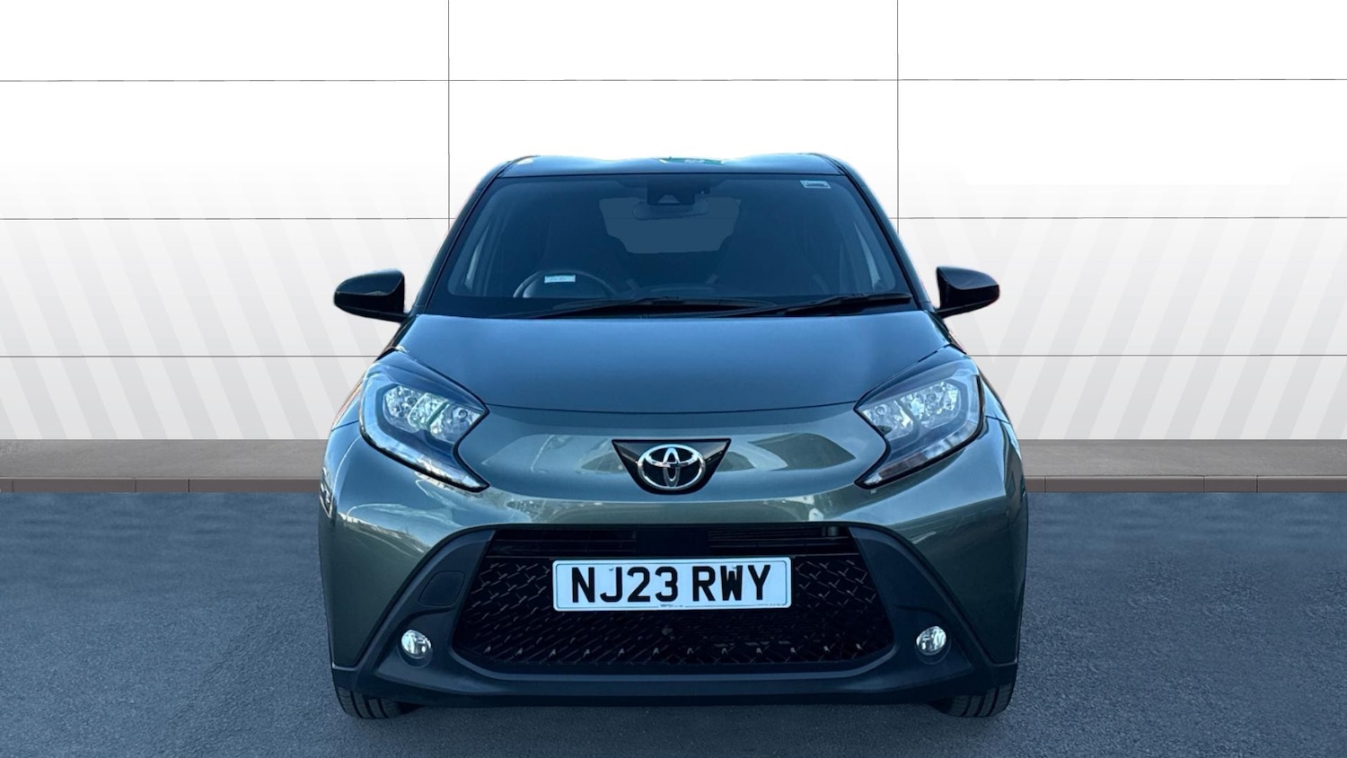 Used Toyota Aygo X 2023 for sale - 77946008: Photo 3