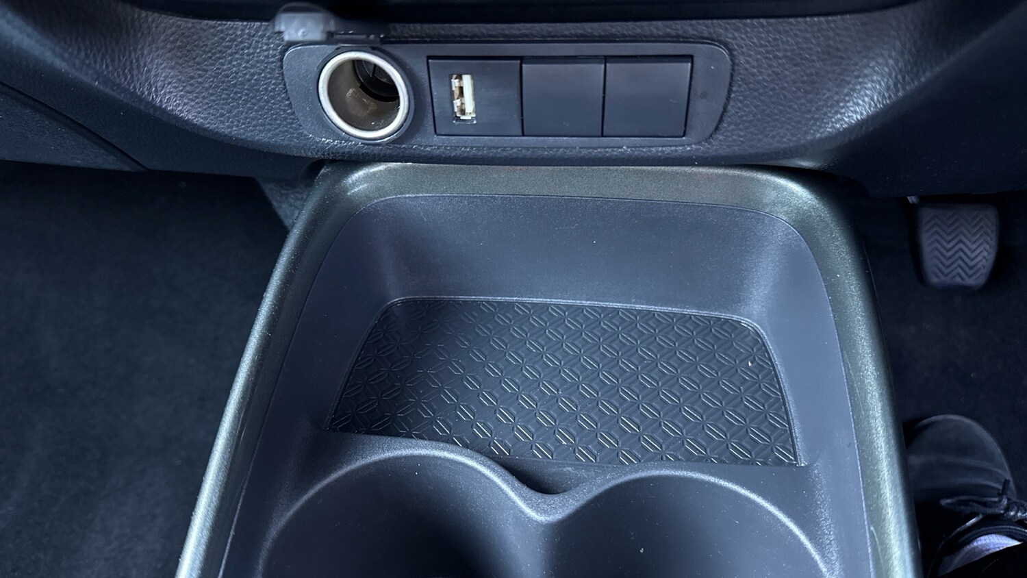 Used Toyota Aygo X 2023 for sale - 77946008: Photo 39