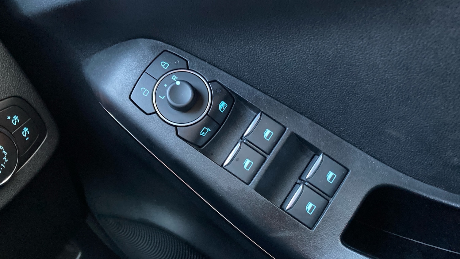 Used Ford Puma 2023 for sale - 76792873: Photo 21