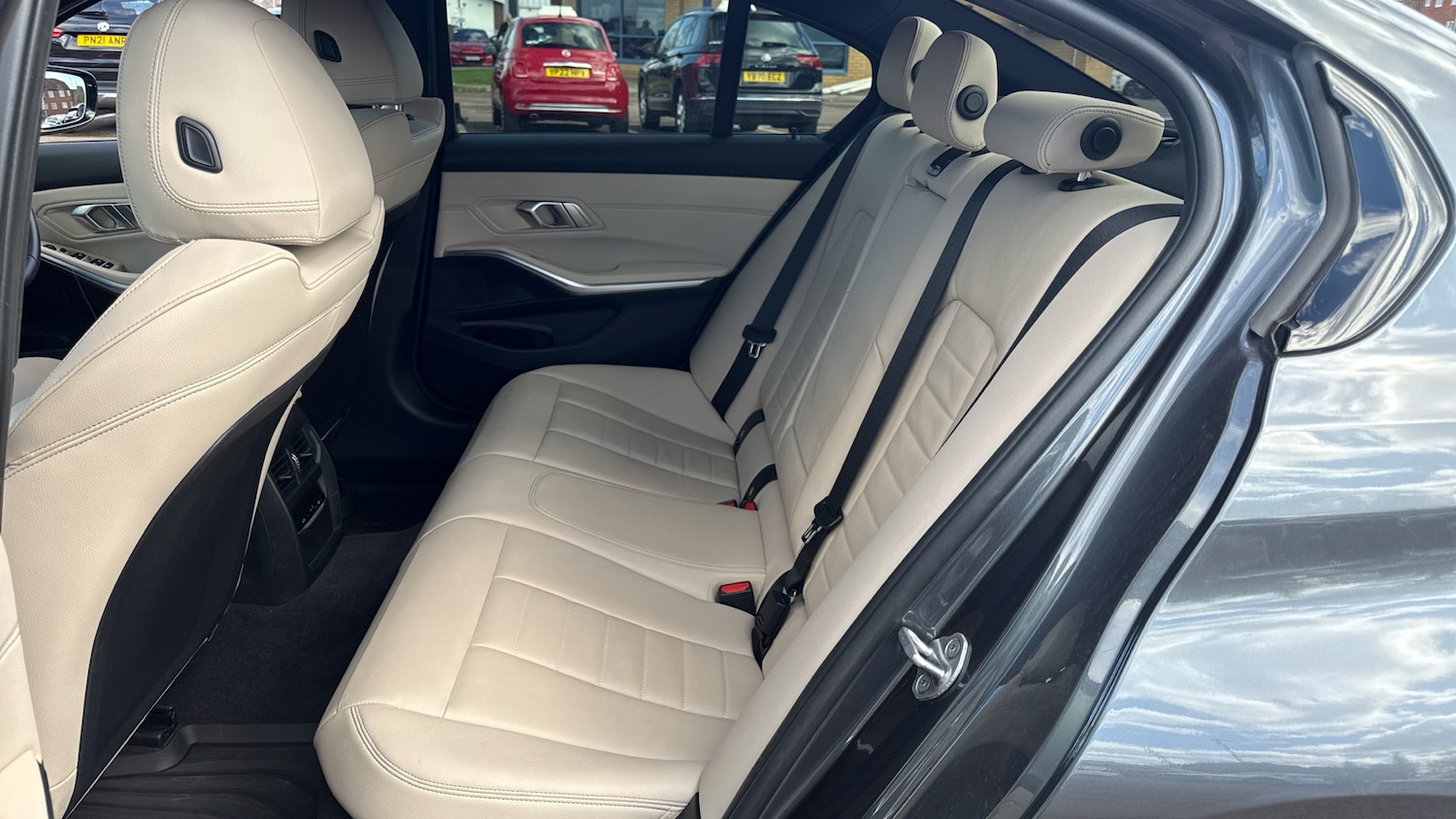 Used BMW 3 Series 2021 for sale - 78027647: Photo 16