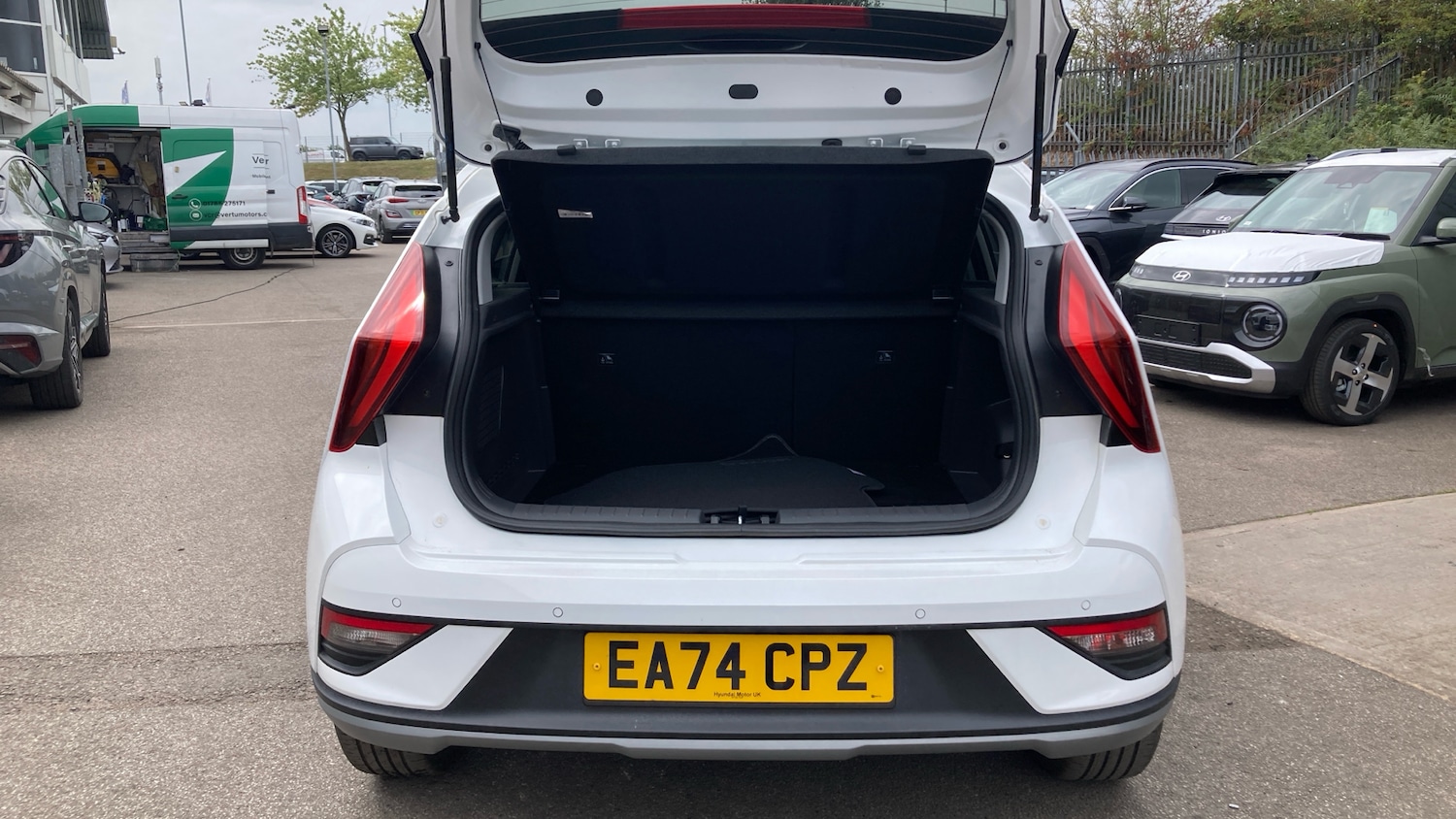 Used Hyundai BAYON 2024 for sale - 76402343: Photo 4