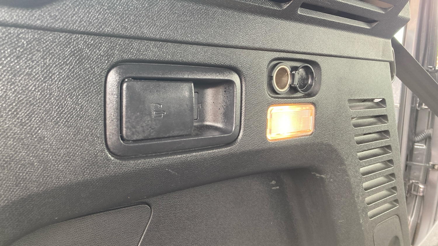 Used Peugeot 3008 2022 for sale - 76719218: Photo 30