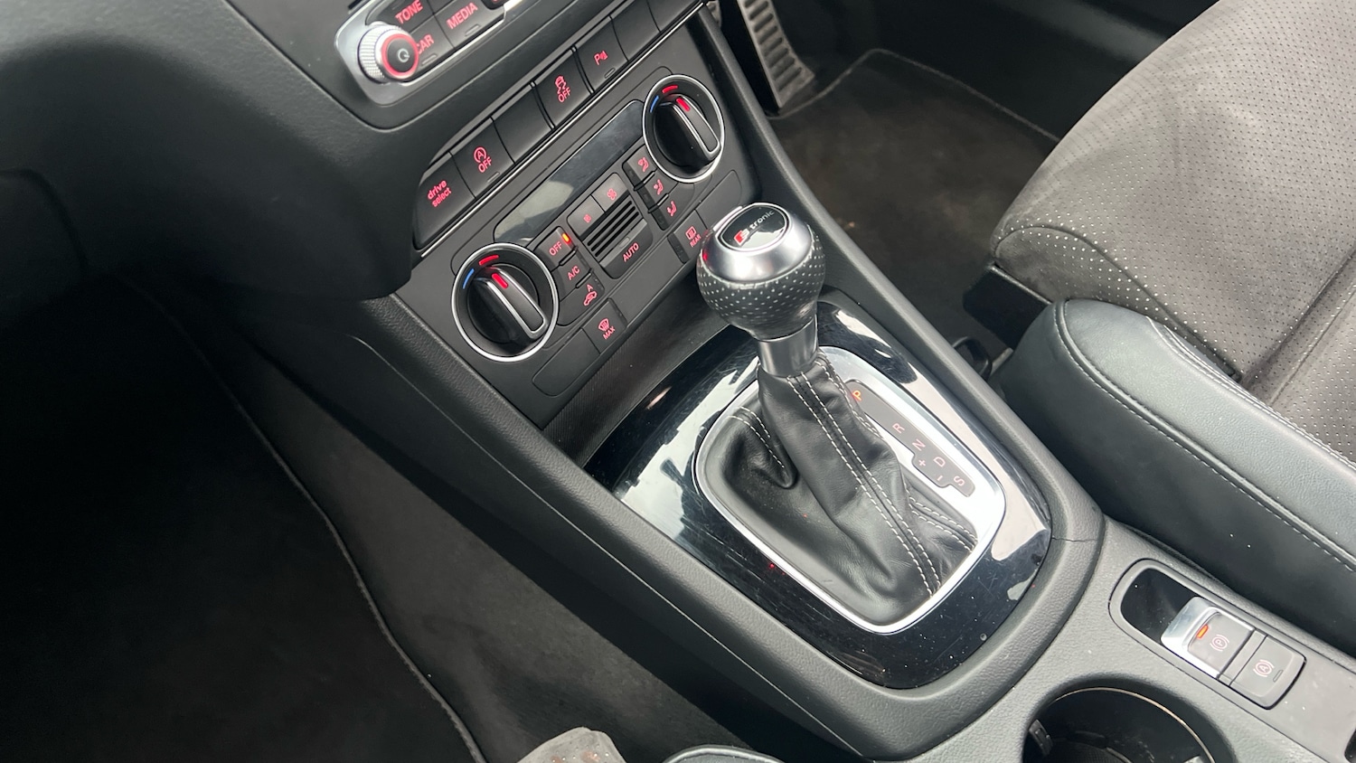 Used Audi Q3 2018 for sale - 77803534: Photo 13