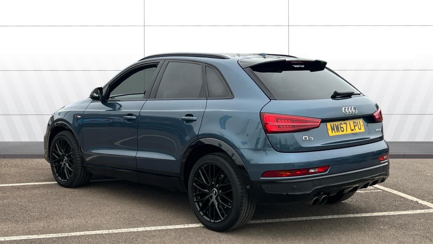 Used Audi Q3 2018 for sale - 77803534: Photo 2