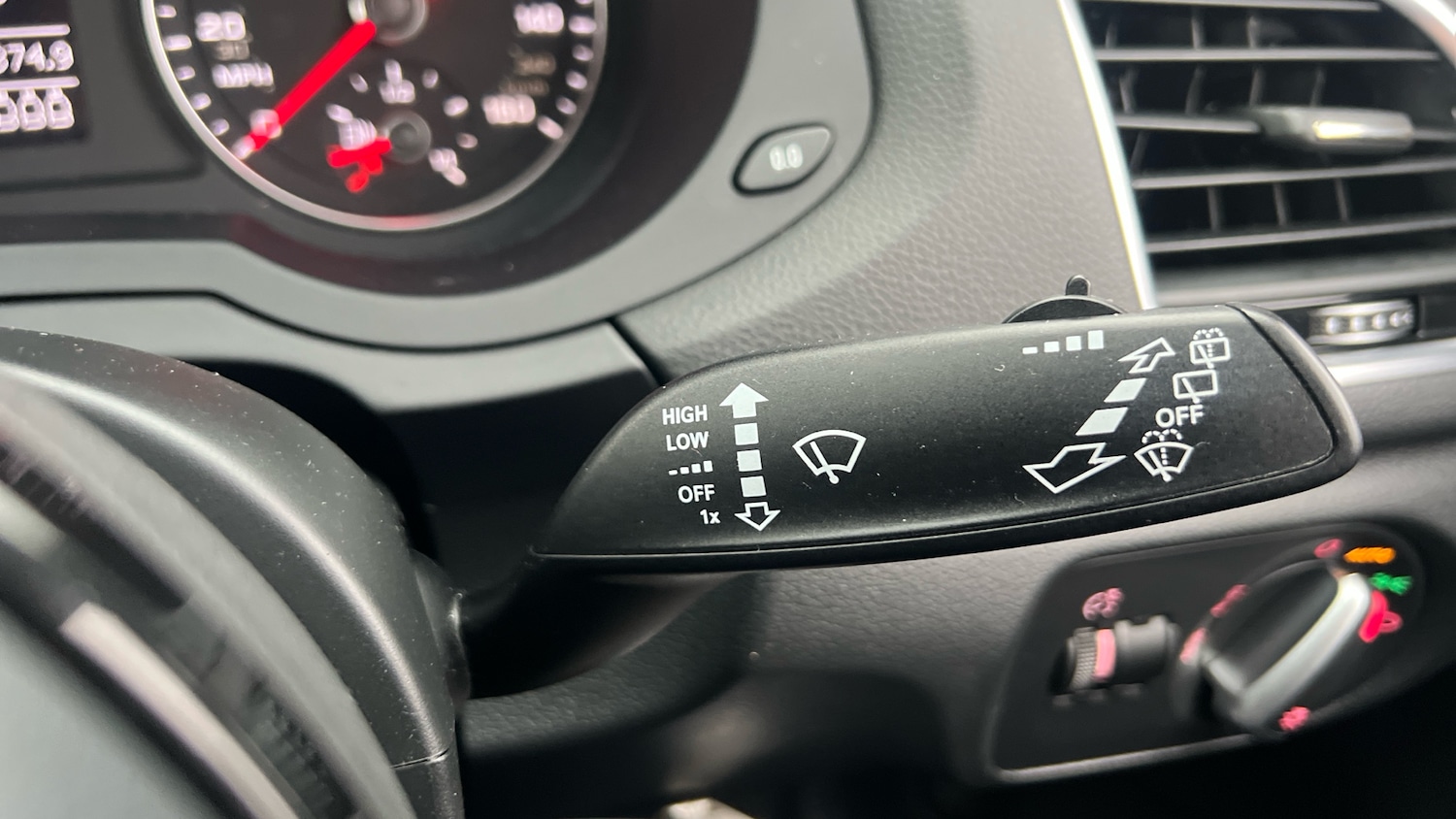 Used Audi Q3 2018 for sale - 77803534: Photo 25