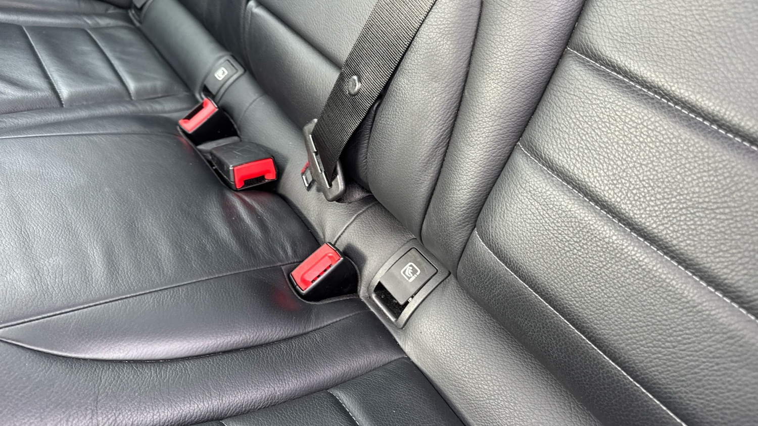 Used Mercedes-Benz C Class 2020 for sale - 77459657: Photo 17