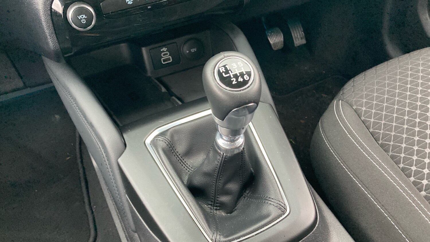 Used Ford Kuga 2025 for sale - 76948198: Photo 13