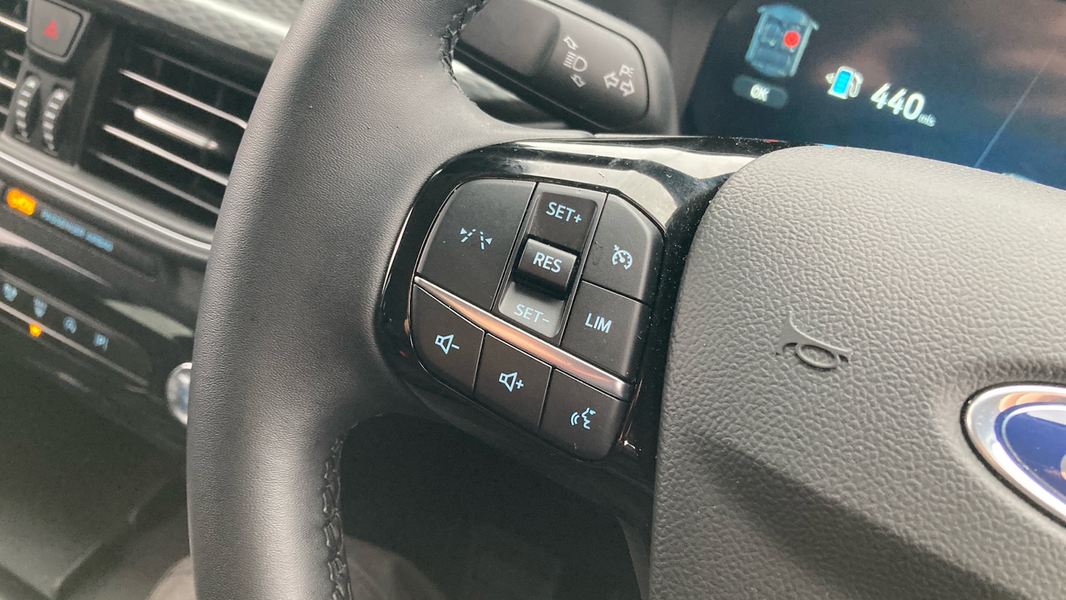 Used Ford Kuga 2025 for sale - 76948198: Photo 25