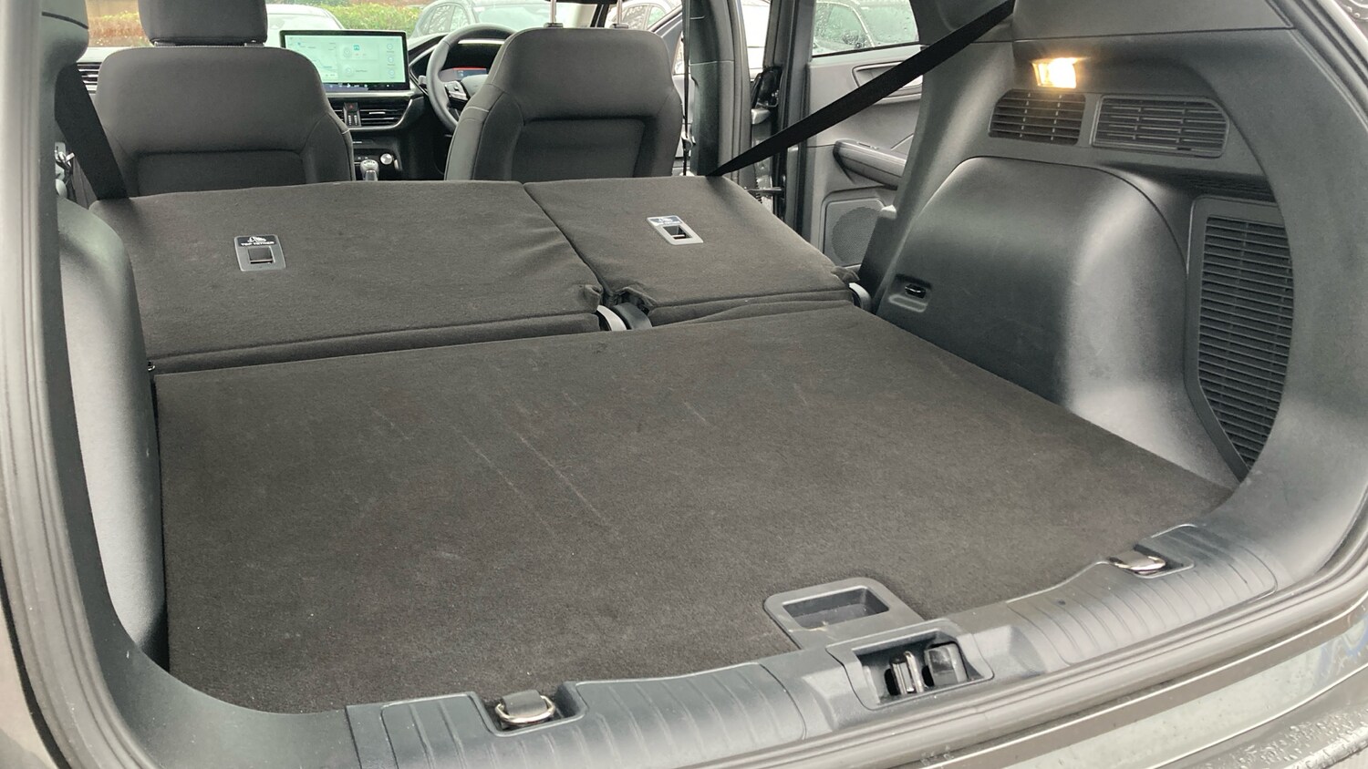 Used Ford Kuga 2025 for sale - 76948198: Photo 30