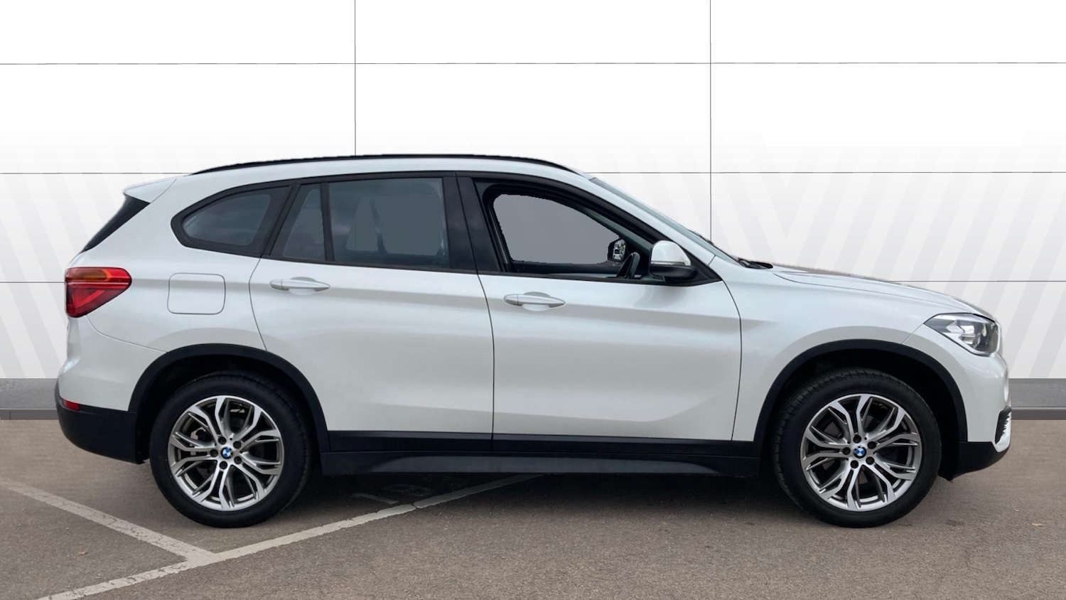 Used BMW X1 2017 for sale - 76298889: Photo 5