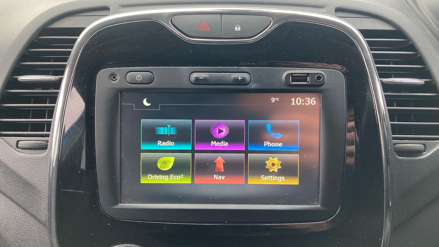 Used Renault Captur 2017 for sale - 77168453: Photo 12