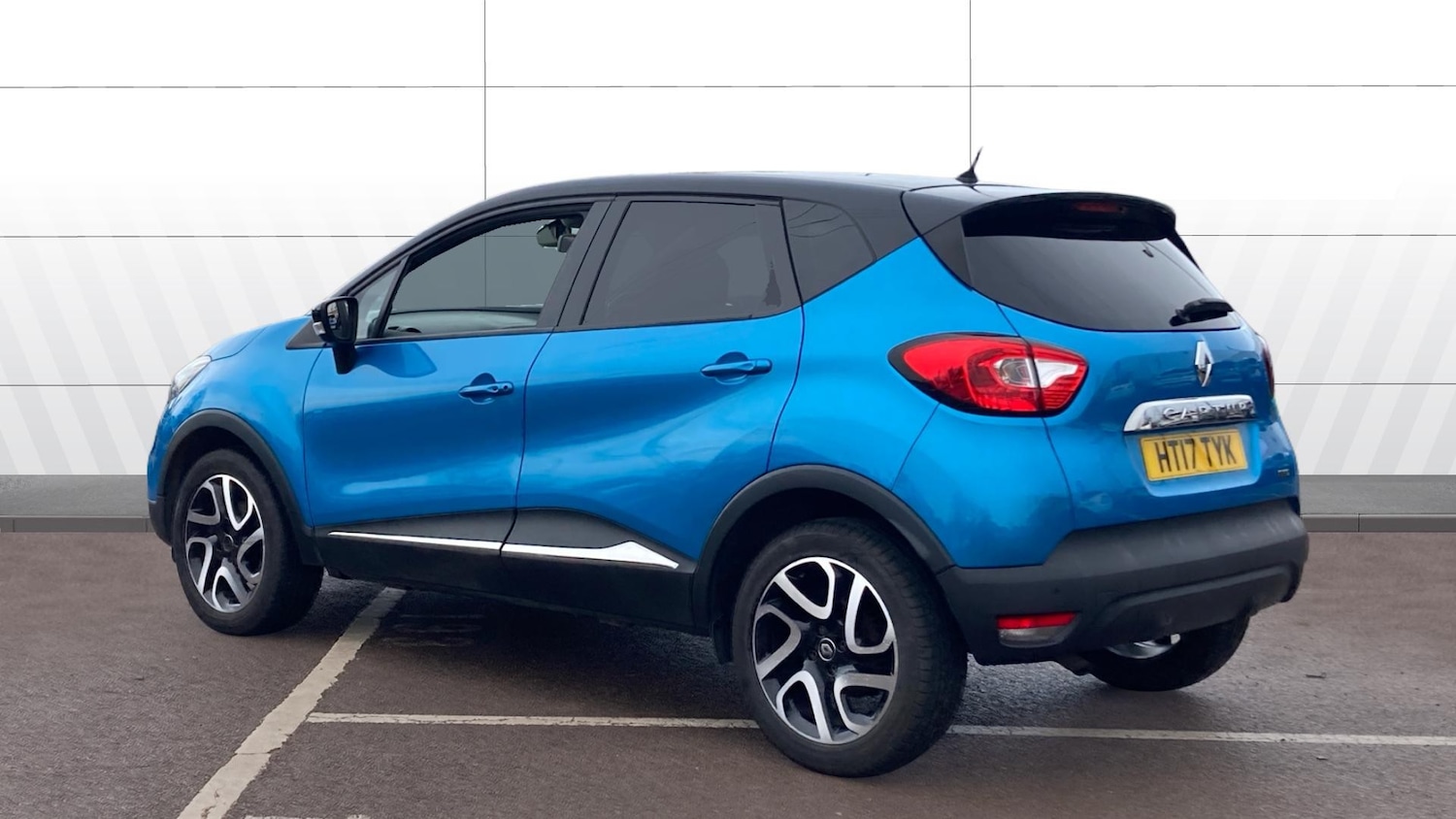 Used Renault Captur 2017 for sale - 77168453: Photo 2