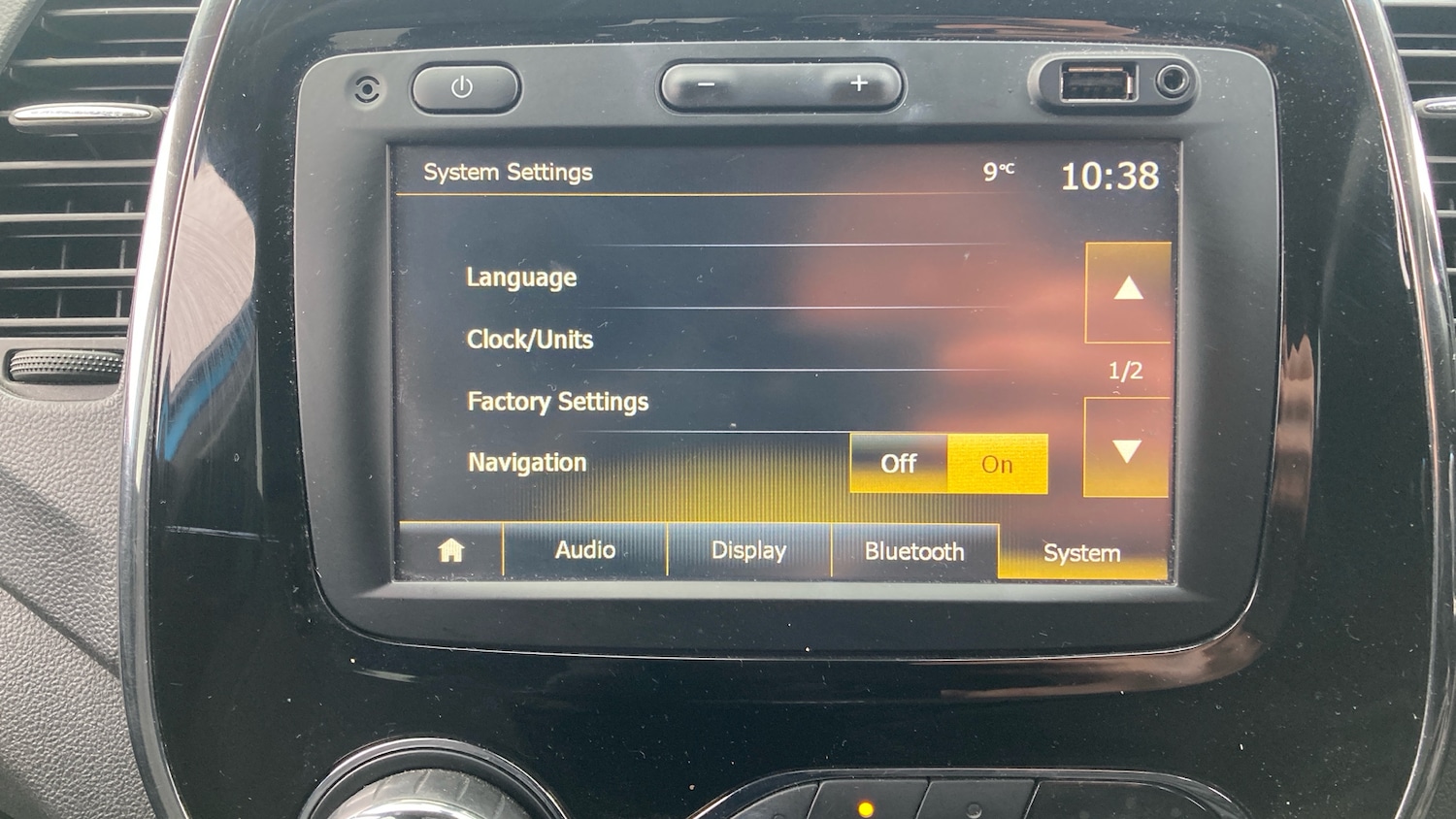 Used Renault Captur 2017 for sale - 77168453: Photo 37