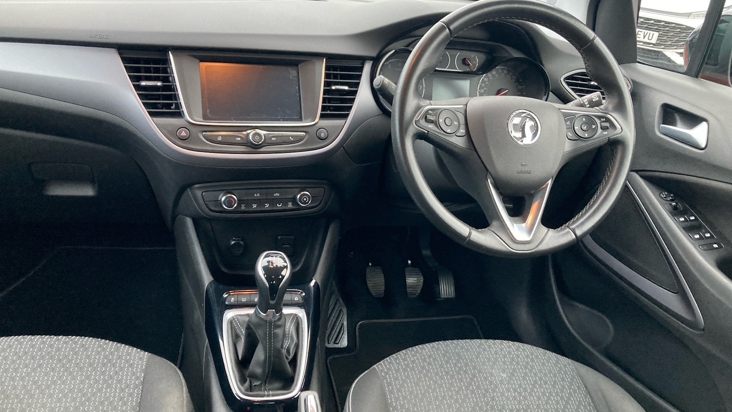 Used Vauxhall Crossland 2022 for sale - 77935108: Photo 10