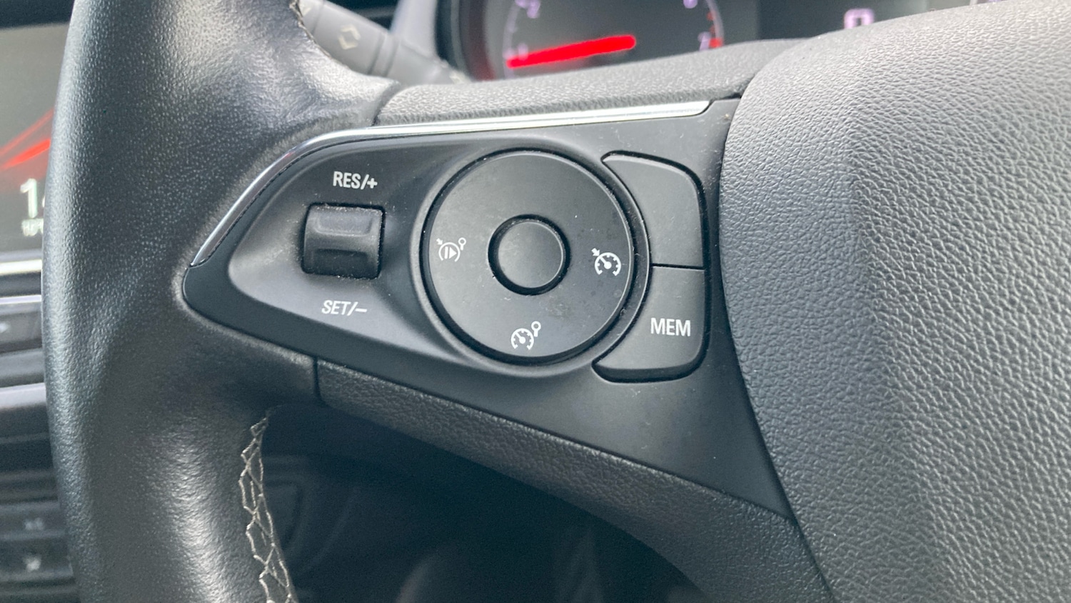 Used Vauxhall Crossland 2022 for sale - 77935108: Photo 27