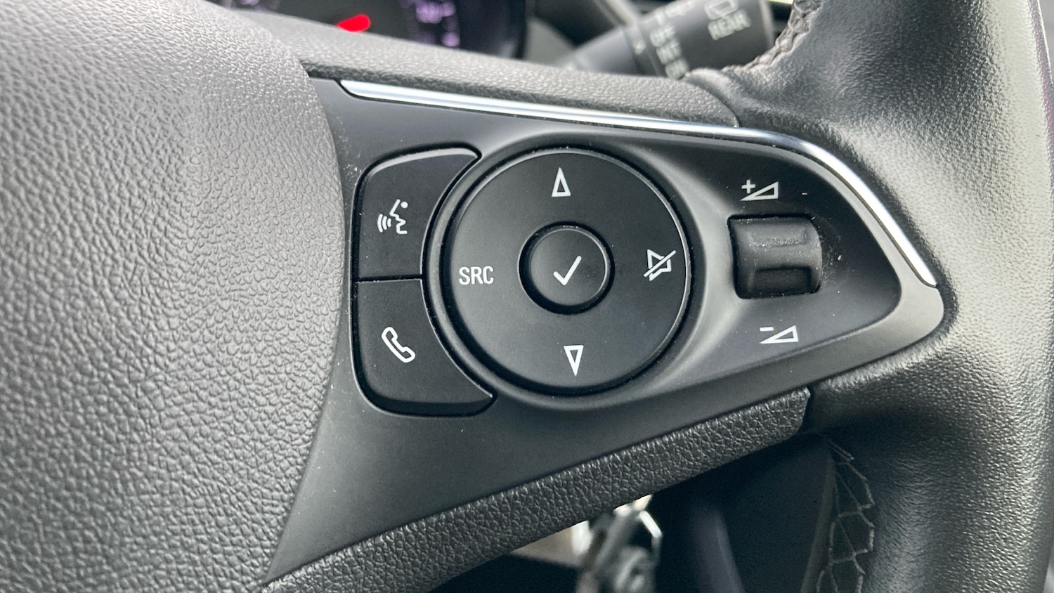 Used Vauxhall Crossland 2022 for sale - 77935108: Photo 28