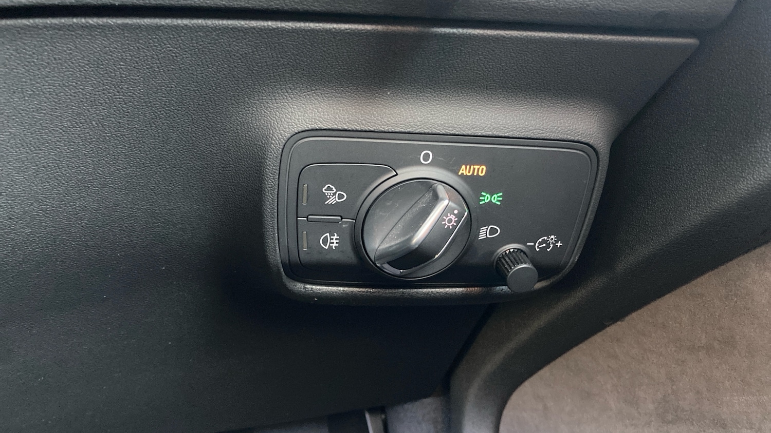 Used Audi TT 2017 for sale - 77946939: Photo 25