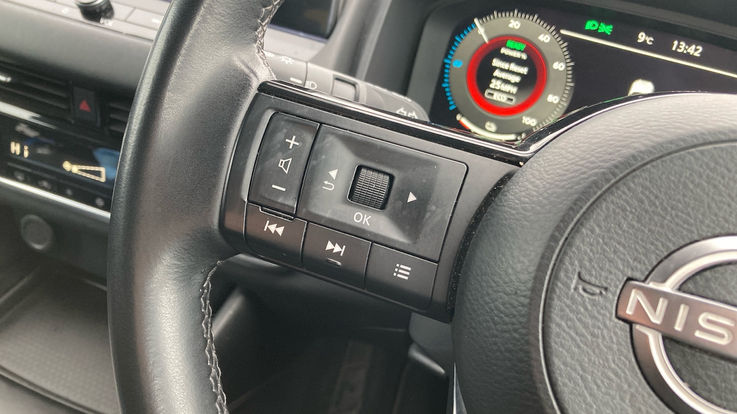 Used Nissan Qashqai 2022 for sale - 77296433: Photo 25