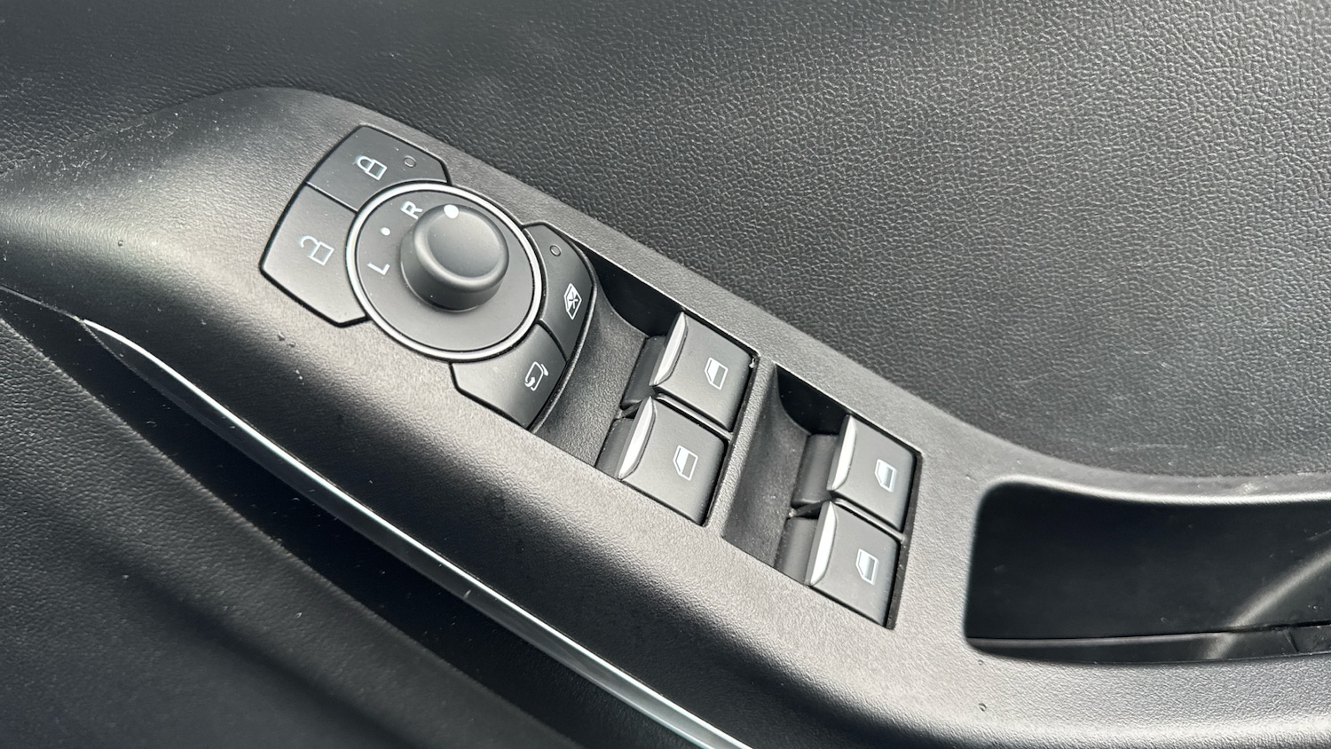 Used Ford Puma 2023 for sale - 76412406: Photo 21