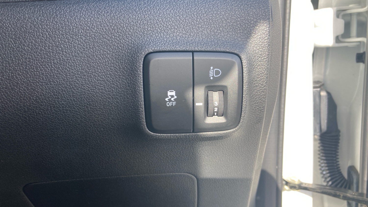 Used Hyundai i10 2023 for sale - 77323835: Photo 26