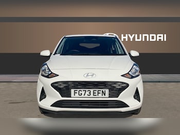 Used Hyundai i10 2023 for sale - 77323835: Photo