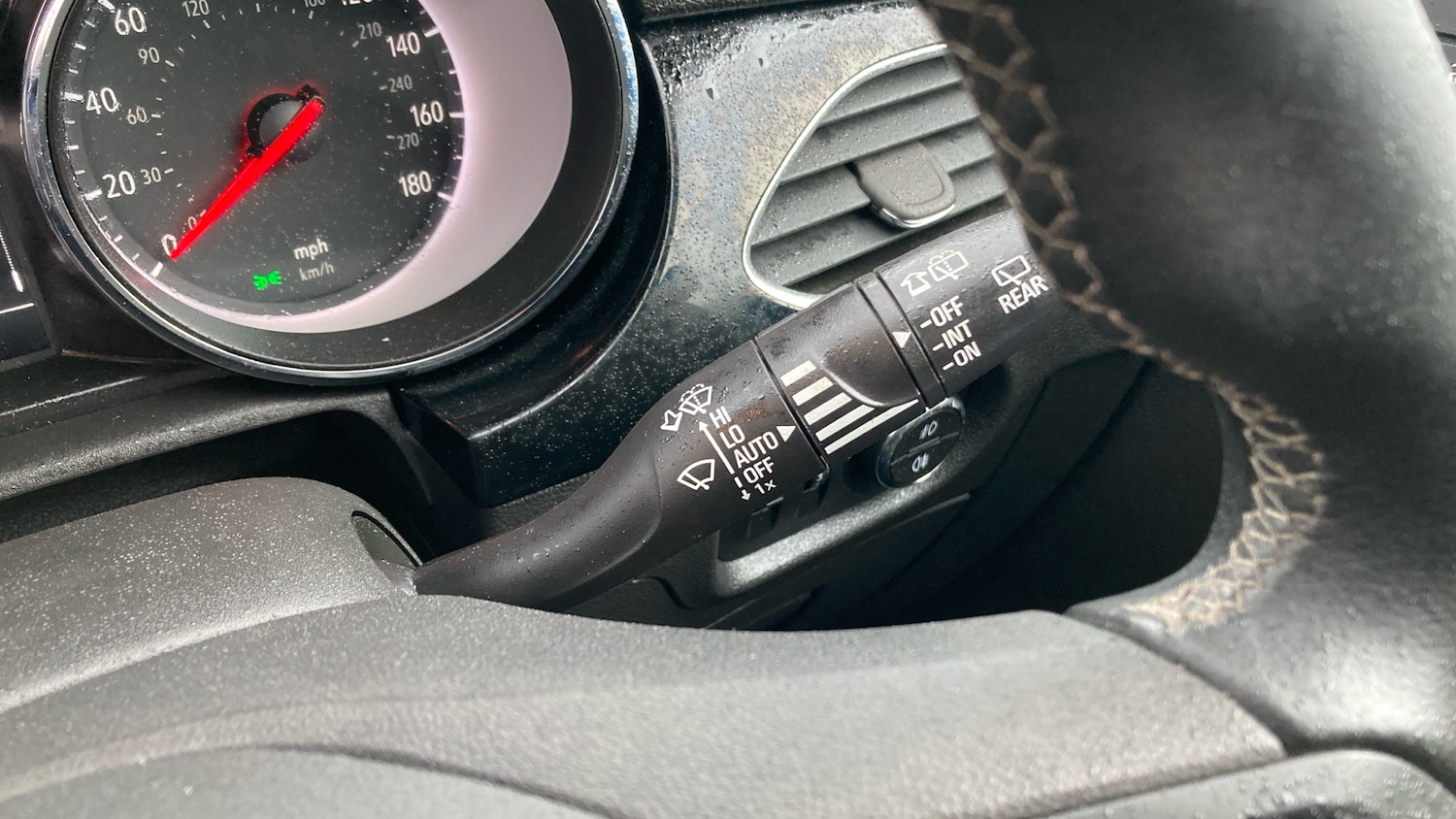 Used Vauxhall Astra 2018 for sale - 77272111: Photo 25