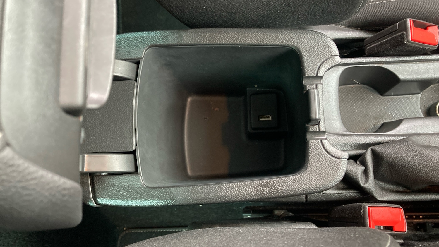 Used Vauxhall Astra 2018 for sale - 77272111: Photo 29