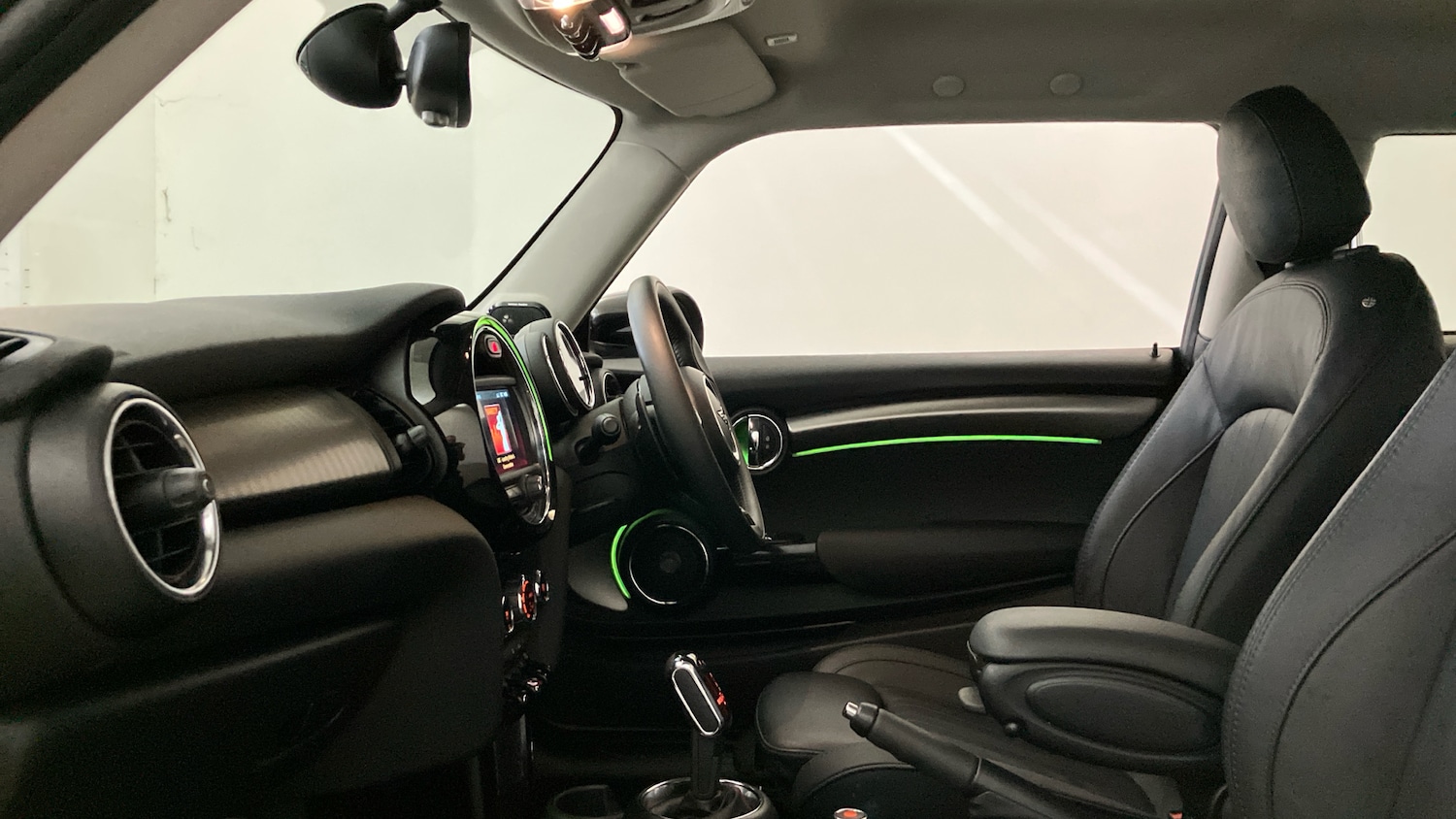 Used MINI Hatch 2020 for sale - 77781400: Photo 24