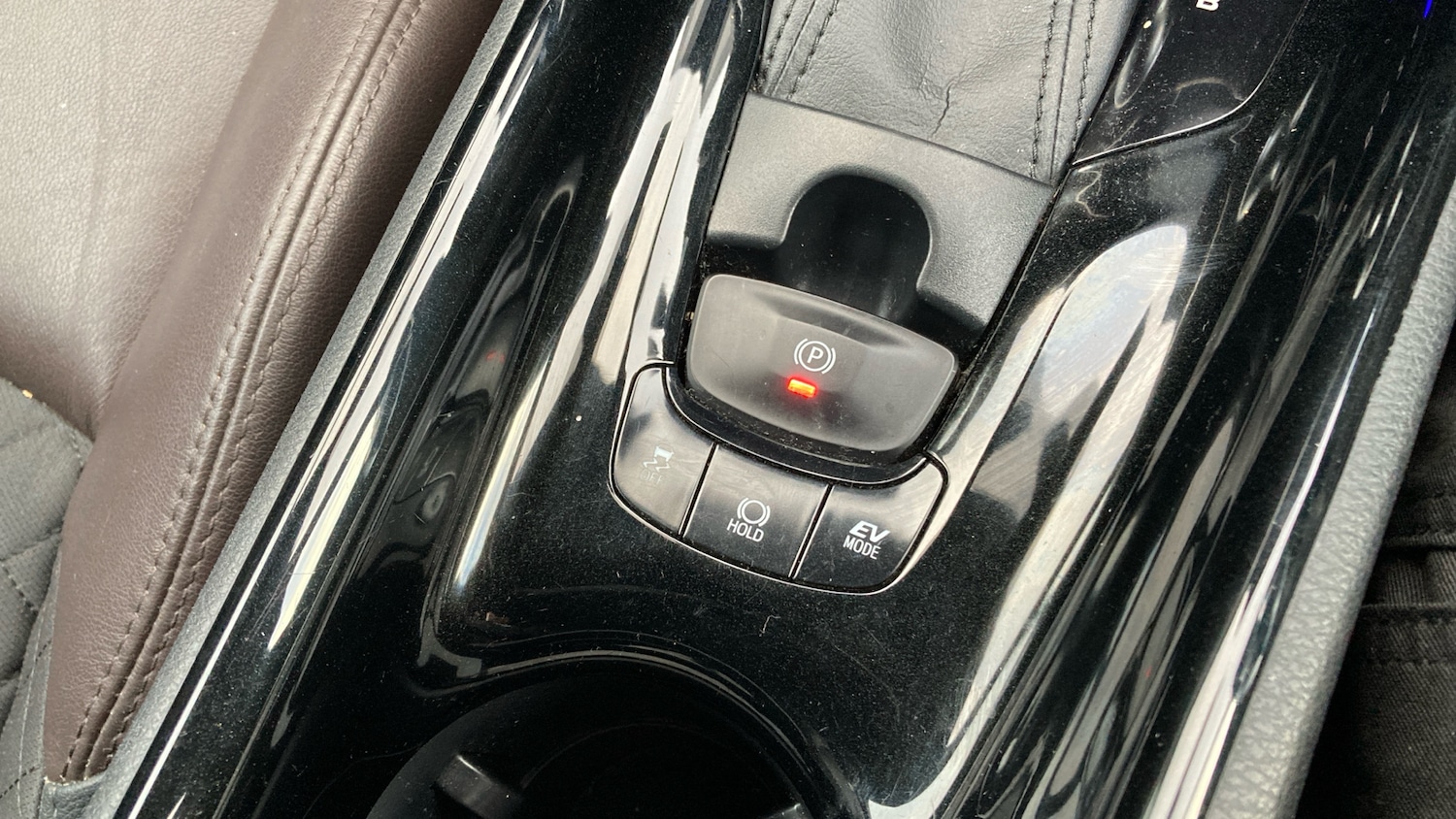 Used Toyota C-HR 2017 for sale - 77124008: Photo 31