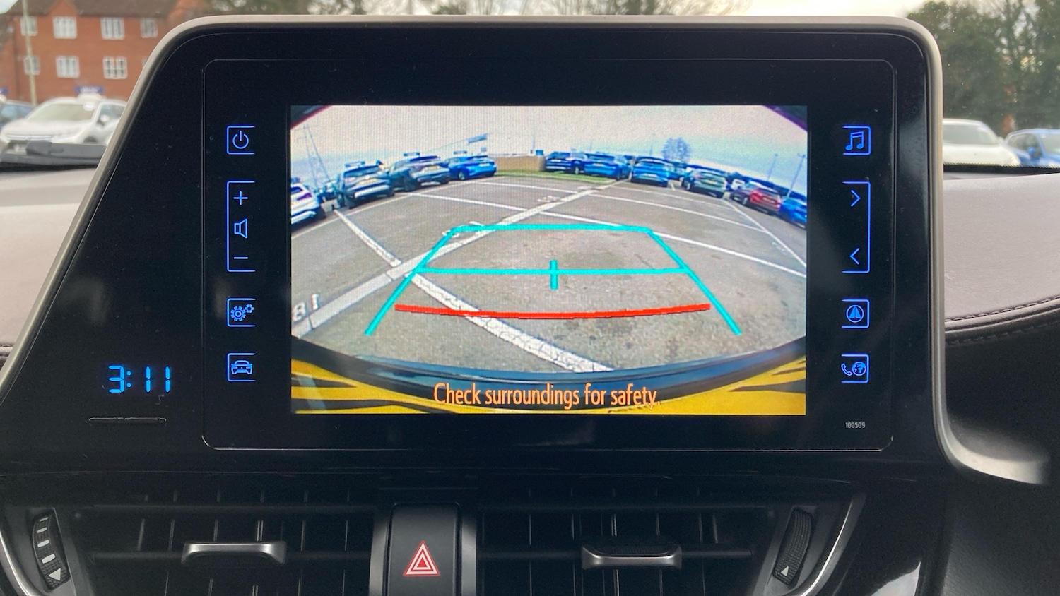 Used Toyota C-HR 2017 for sale - 77124008: Photo 33