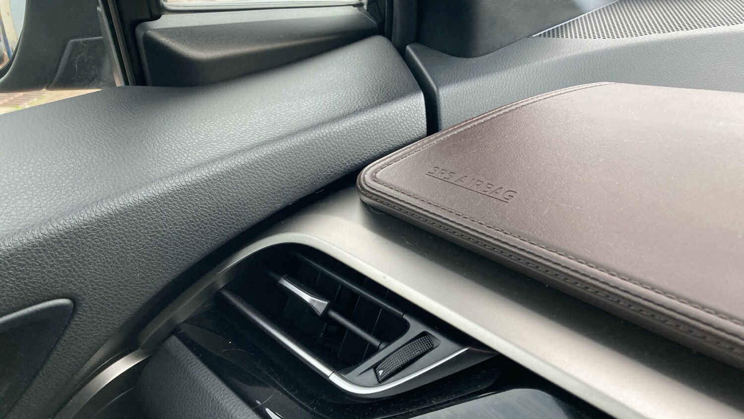 Used Toyota C-HR 2017 for sale - 77124008: Photo 34