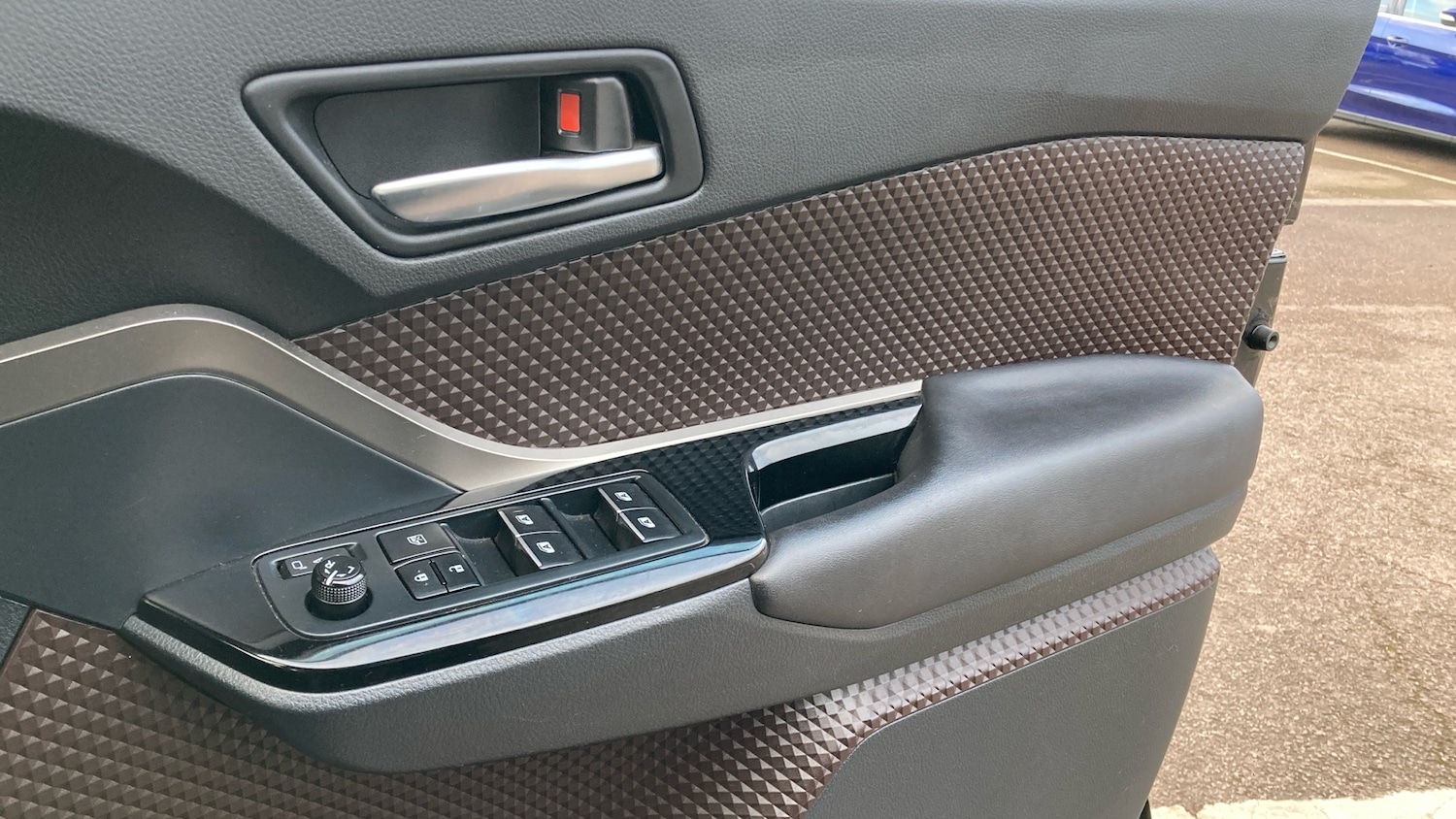 Used Toyota C-HR 2017 for sale - 77124008: Photo 45