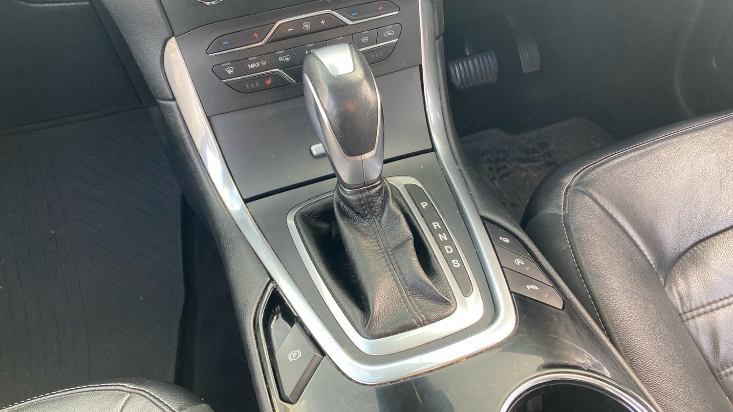 Used Ford Galaxy 2017 for sale - 76576512: Photo 13