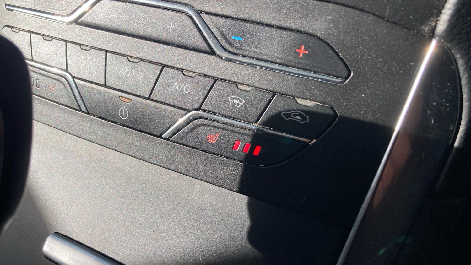 Used Ford Galaxy 2017 for sale - 76576512: Photo 30