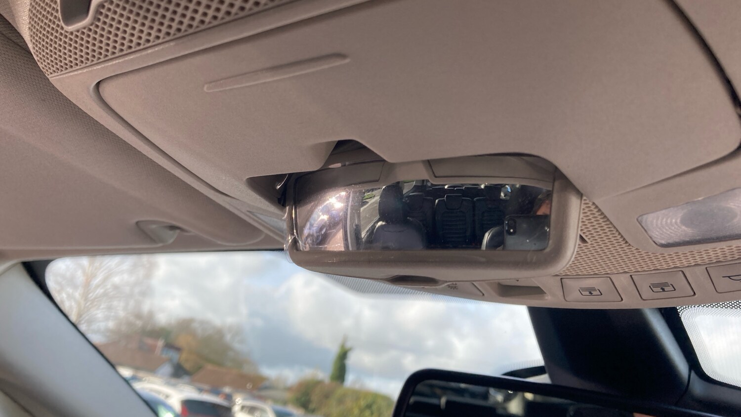 Used Ford Galaxy 2017 for sale - 76576512: Photo 35