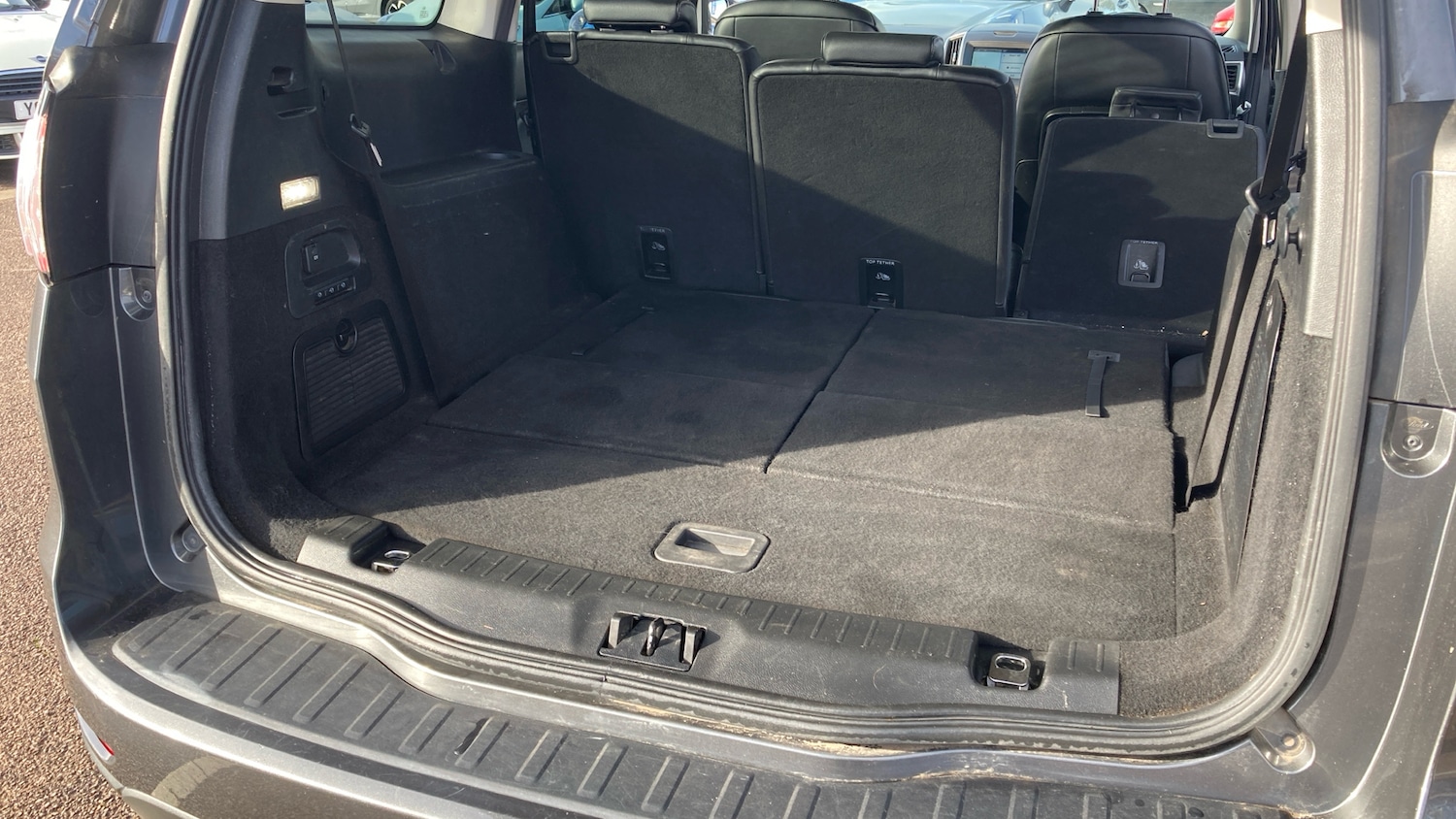 Used Ford Galaxy 2017 for sale - 76576512: Photo 43