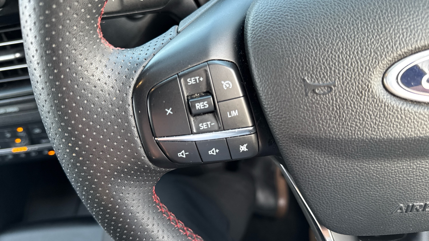 Used Ford Kuga 2024 for sale - 77663328: Photo 31