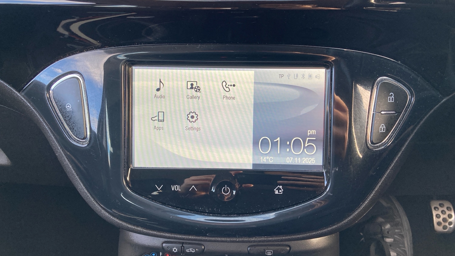 Used Vauxhall Corsa 2015 for sale - 76517901: Photo 12