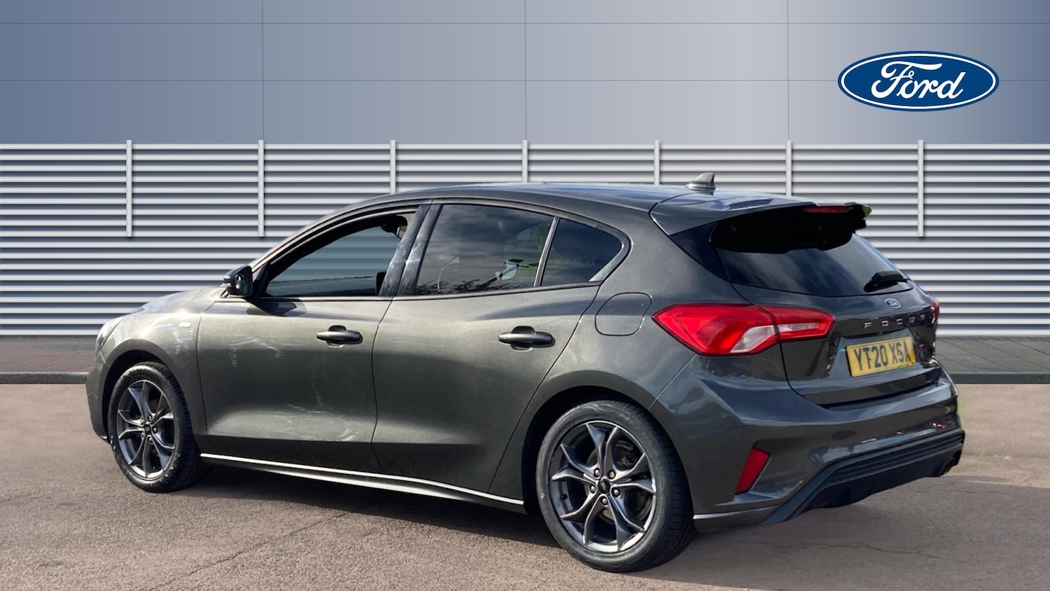 Used Ford Focus 2020 for sale - 76344594: Photo 2