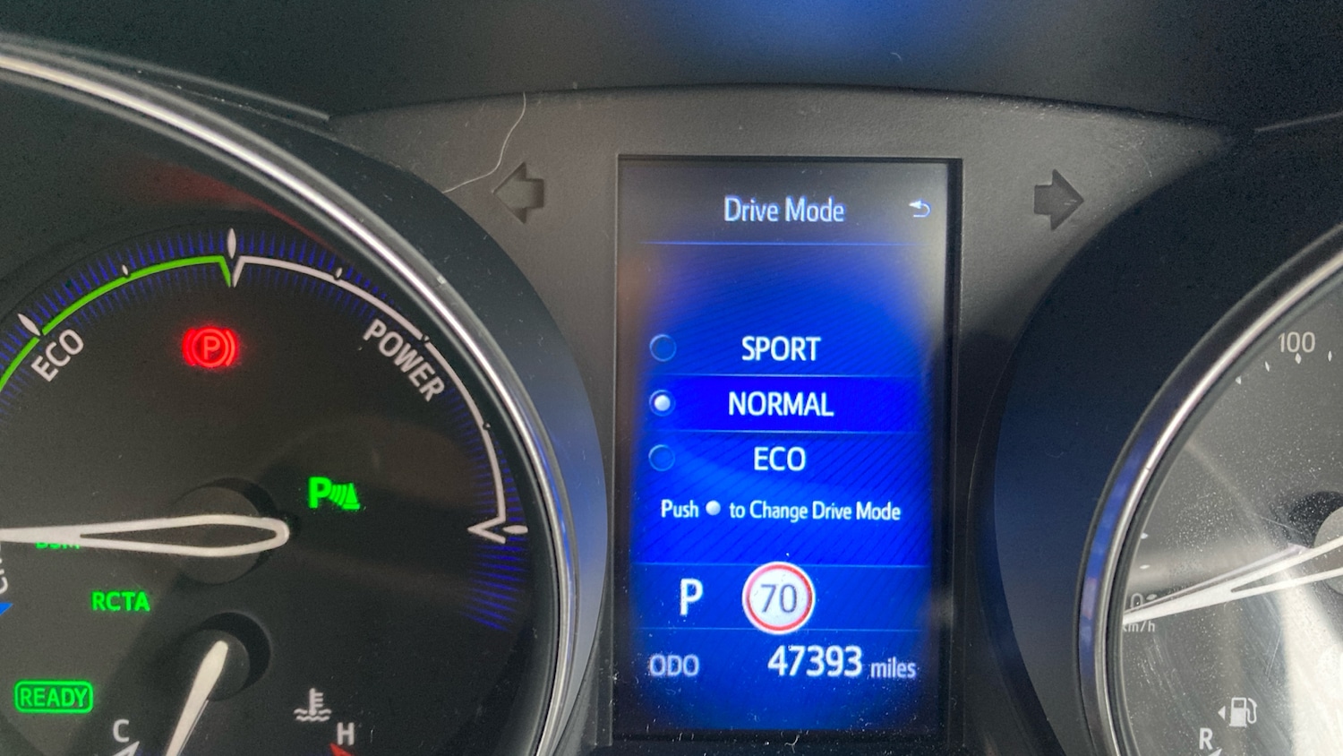 Used Toyota C-HR 2019 for sale - 76734345: Photo 40