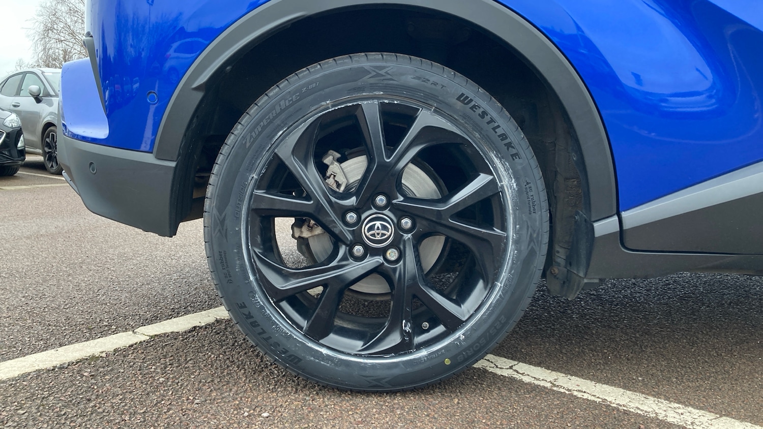 Used Toyota C-HR 2019 for sale - 76734345: Photo 7