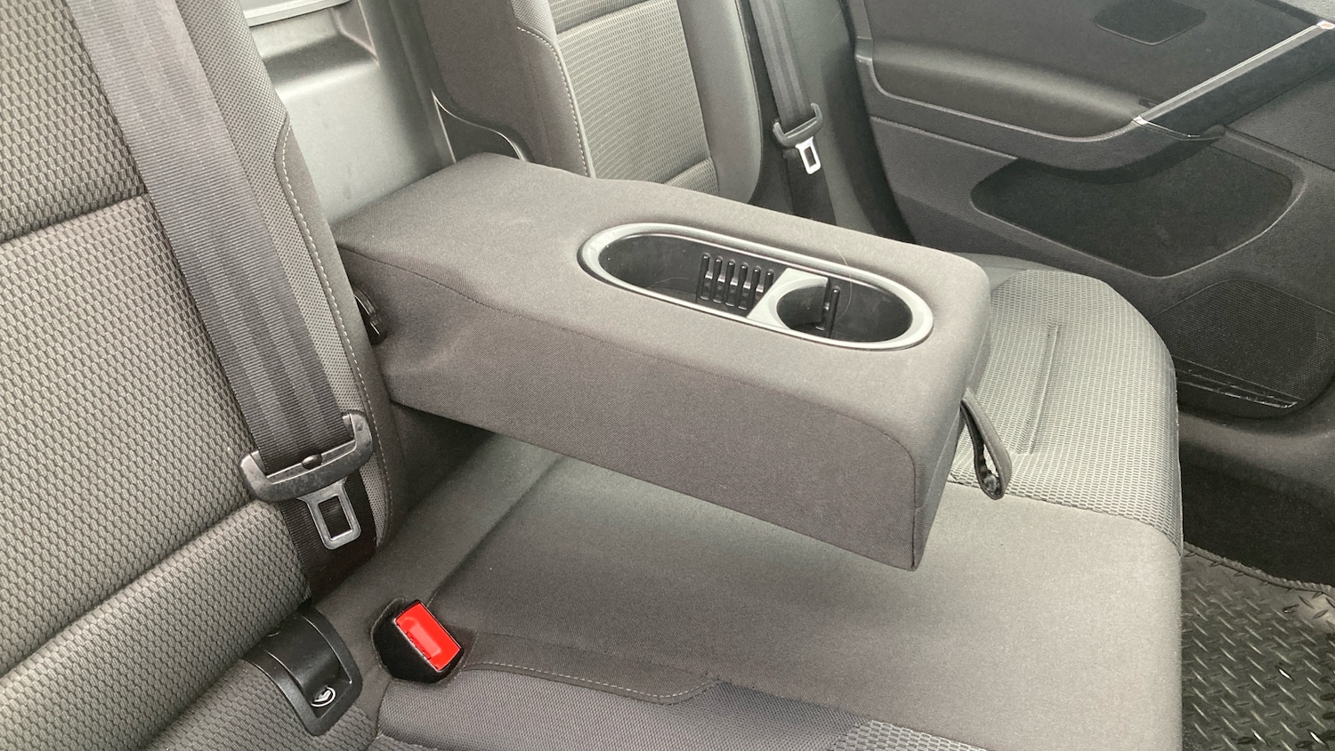 Used Volkswagen Golf 2018 for sale - 76504889: Photo 30