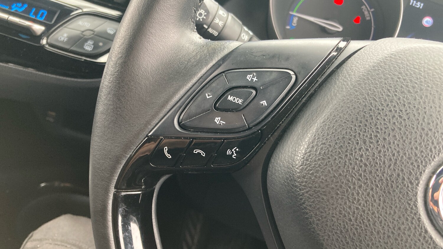 Used Toyota C-HR 2021 for sale - 76302118: Photo 26