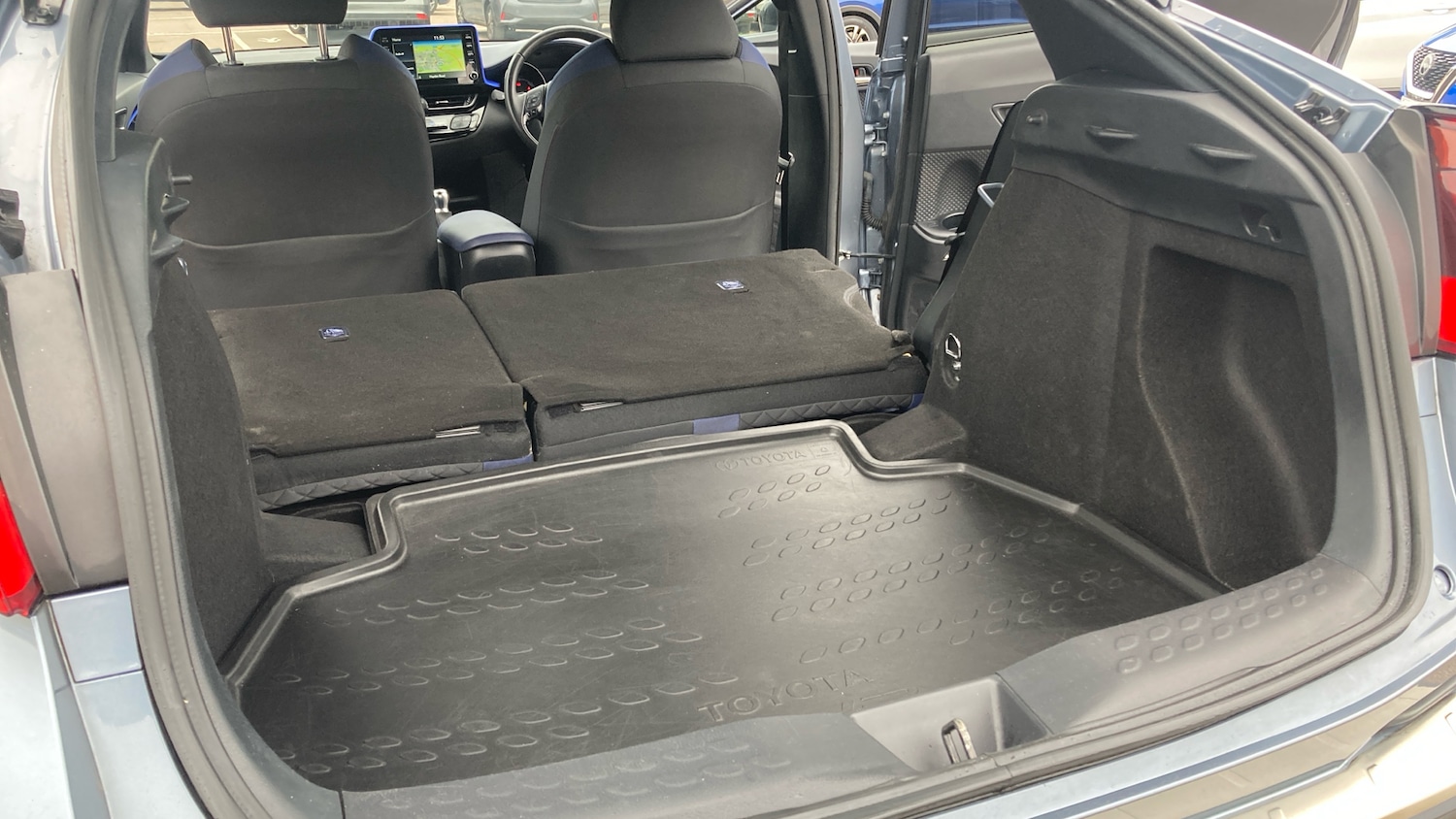 Used Toyota C-HR 2021 for sale - 76302118: Photo 34