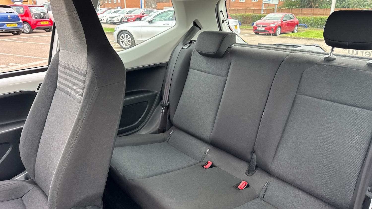 Used Volkswagen up! 2018 for sale - 77676168: Photo 16