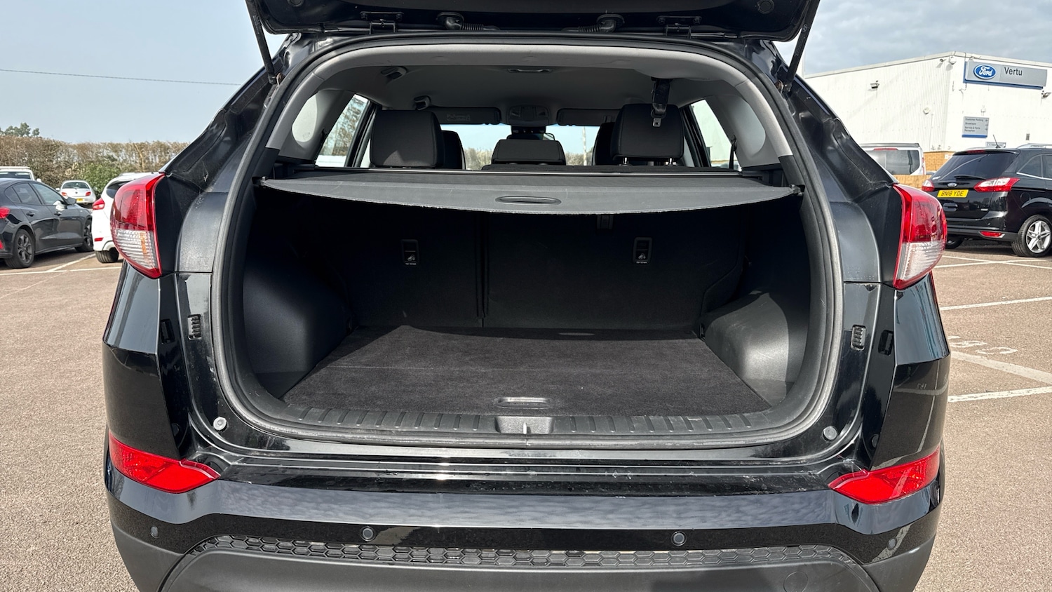 Used Hyundai TUCSON 2017 for sale - 77774385: Photo 4