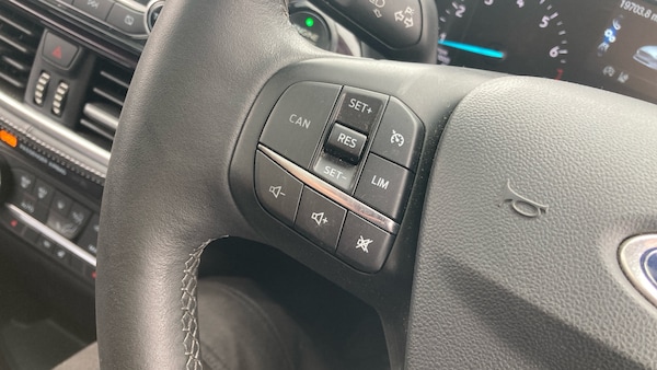 Used Ford Fiesta 2017 for sale - 76088468: Photo 26