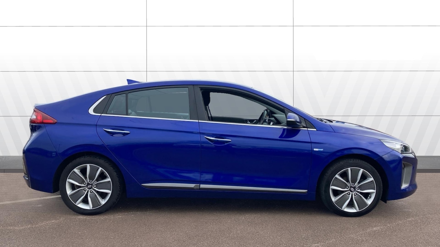 Used Hyundai IONIQ 2018 for sale - 77076993: Photo 5