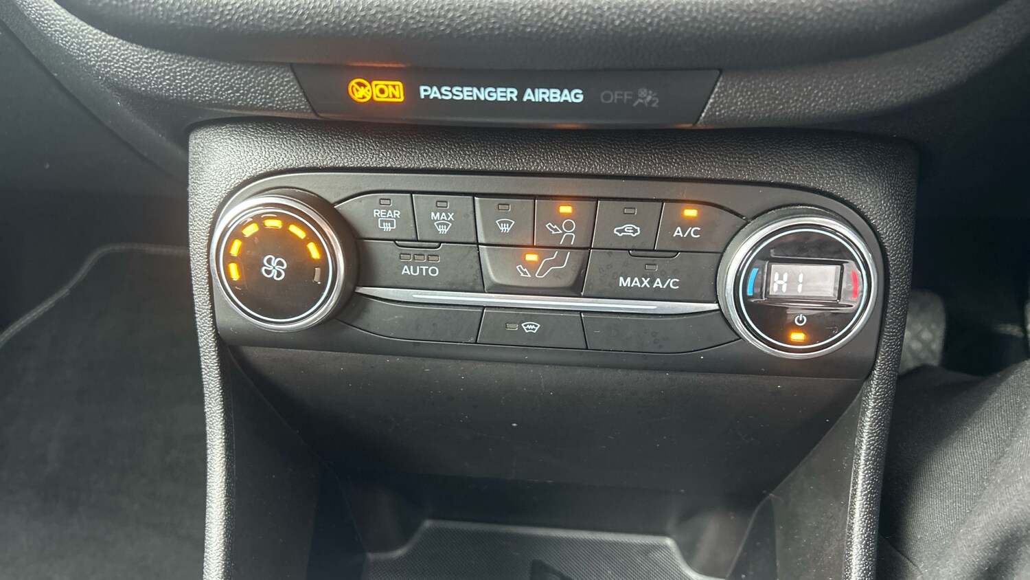 Used Ford Fiesta 2018 for sale - 77871970: Photo 27