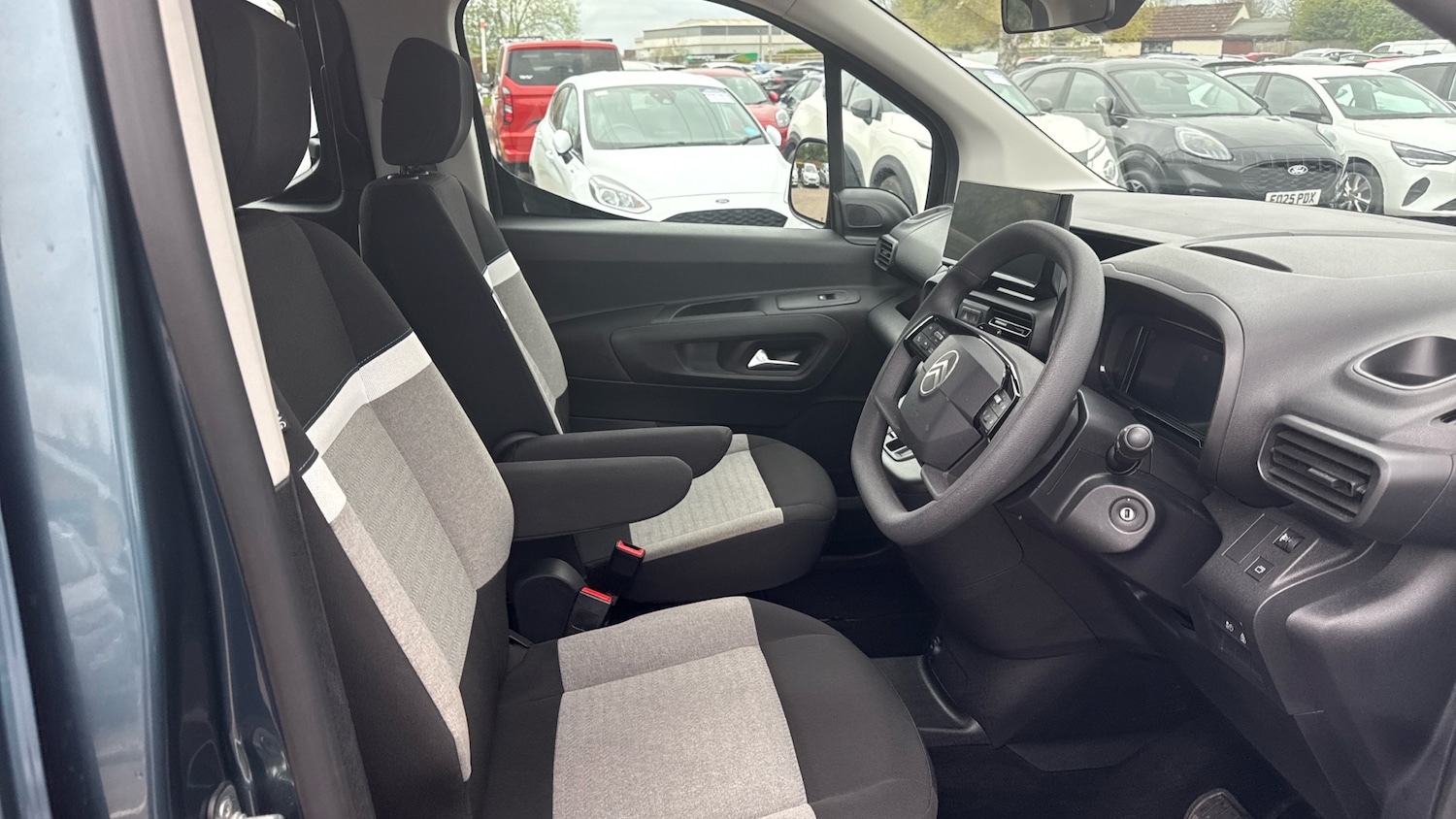 Used Citroen Berlingo 2025 for sale - 78105459: Photo 41